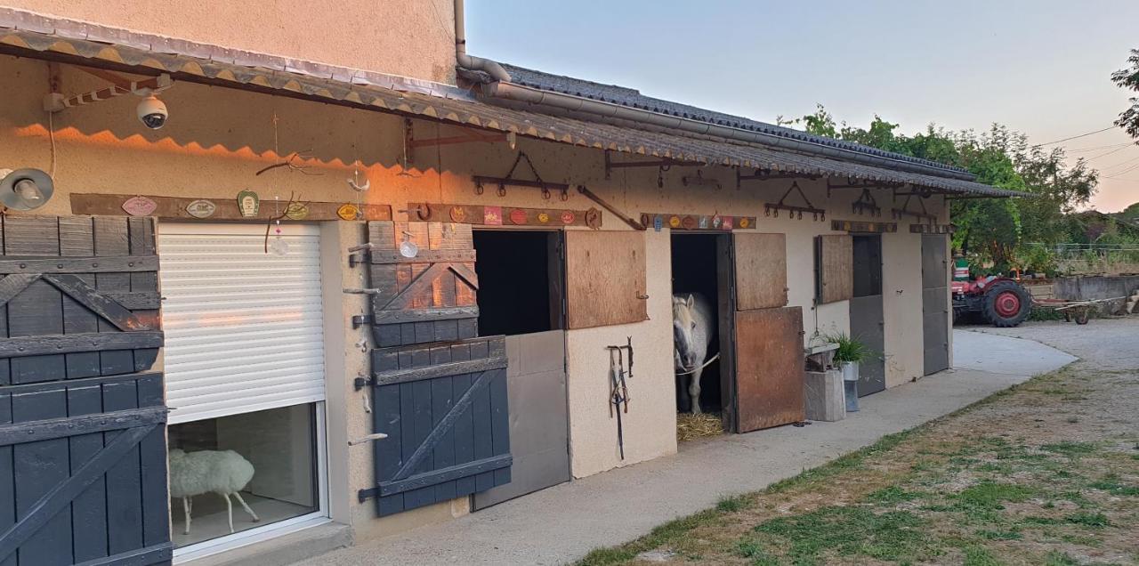 Les Box Chambre D'Hotes Lunan Екстериор снимка
